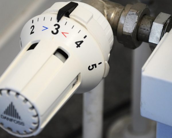 thermostat-250556_1920